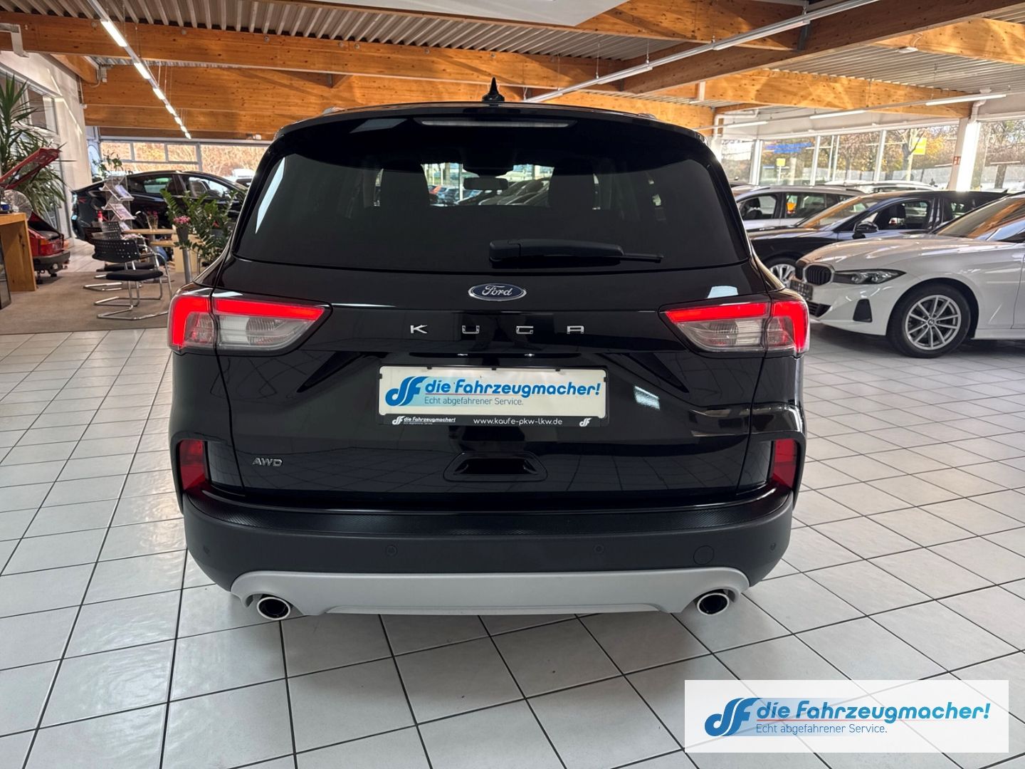 Fahrzeugabbildung Ford Kuga Titanium Navi Apple CarPlay Android Auto Me