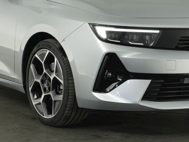 Astra L ST ULTIMATE AT+LED LICHT+NAVI+360 GRAD K