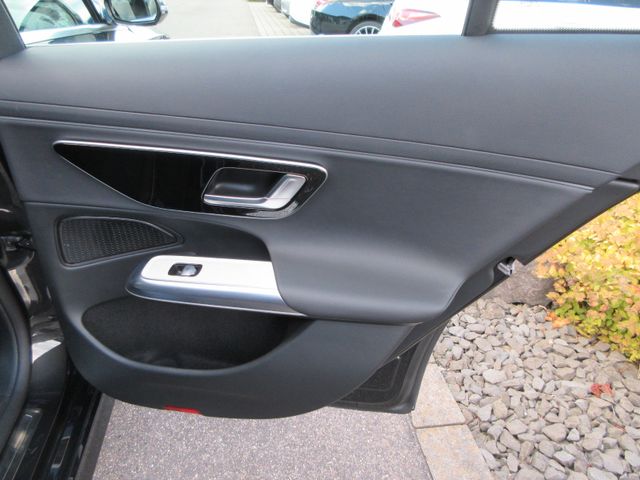 Fahrzeugbild 14