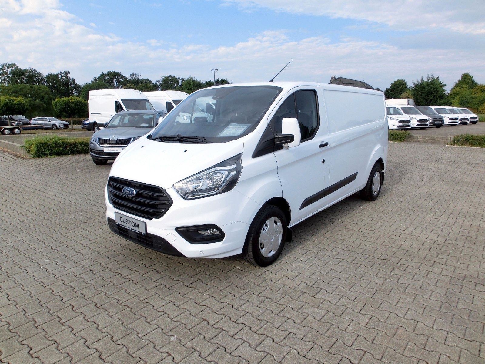 Fahrzeugabbildung Ford Transit Custom Kasten 300 L2 Trend