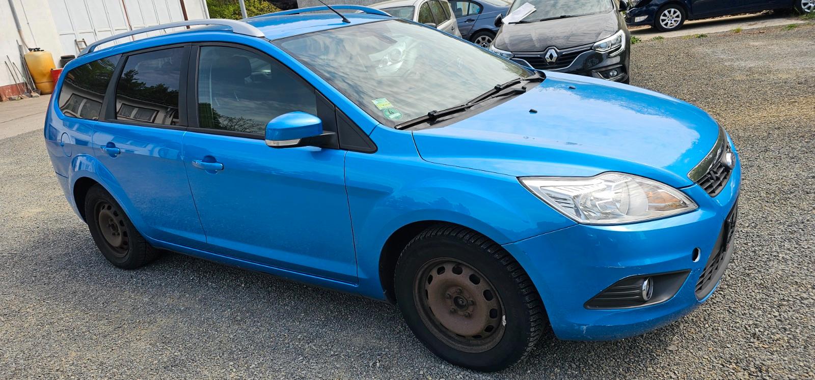 Ford Focus Turnier 1.8 Style 8Fachbereift +NEU KETTE+