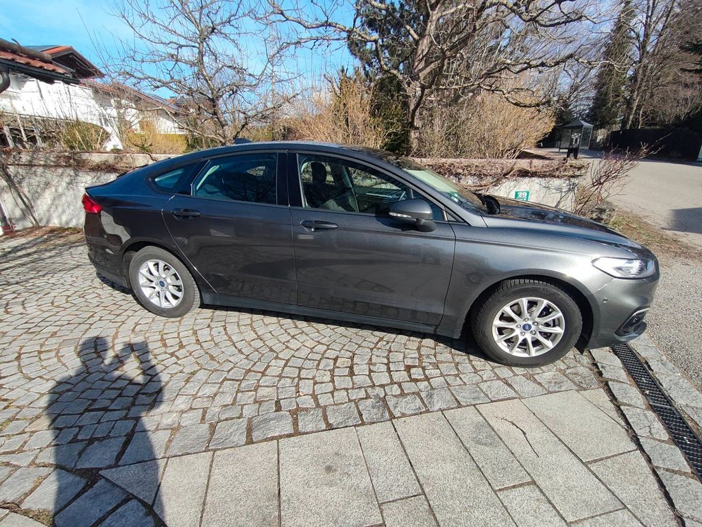 Image of Ford Mondeo