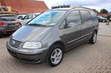 Volkswagen Sharan 1.9 TDI Navi Tempomat PDC Sitzhzg. - gebrauchte VW Sharan aus dem Jahr 2009