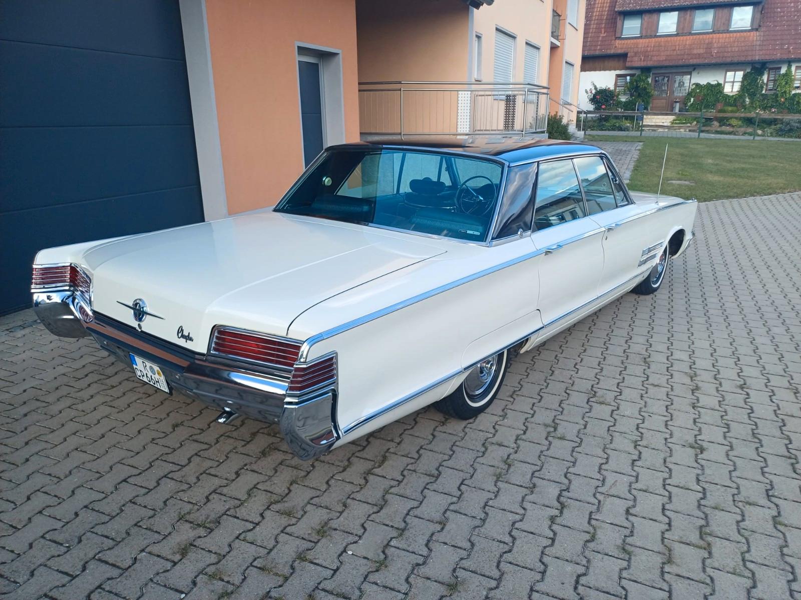 Chrysler 300 Hardtop 4-door