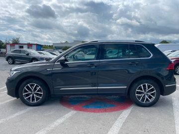 Volkswagen Tiguan - 8