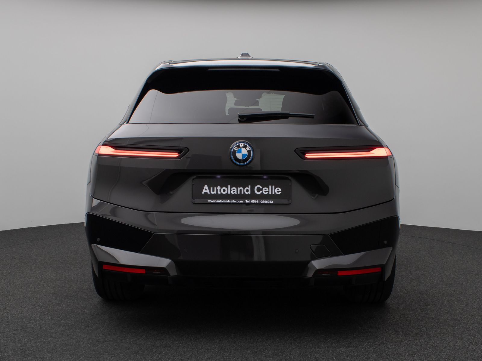 Fahrzeugabbildung BMW iX xD40 Sportpaket360°DAB H/K ACC AHK Komfort