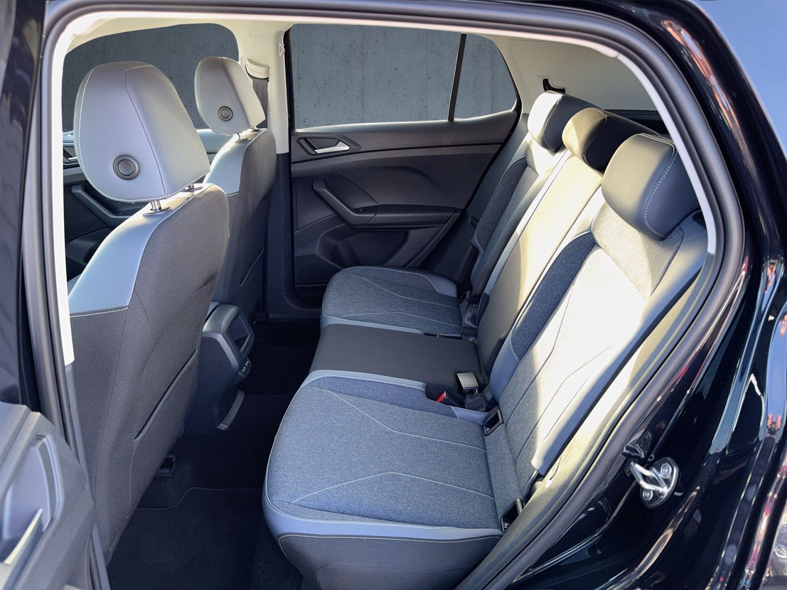 Volkswagen T-Cross - Bild 12
