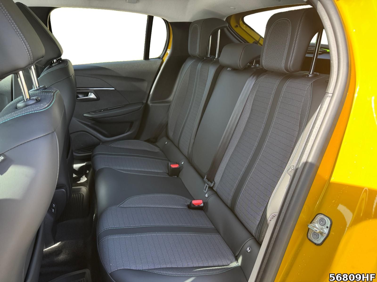 Fahrzeugabbildung Peugeot e-208 Allure Pack