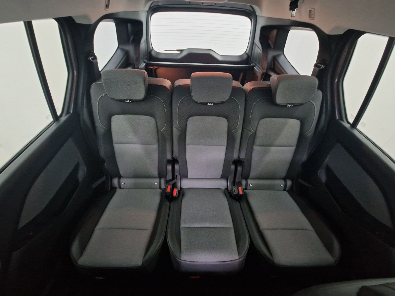 RENAULT Grand Kangoo Techno TCE 130 EDC L2 – Bild 13