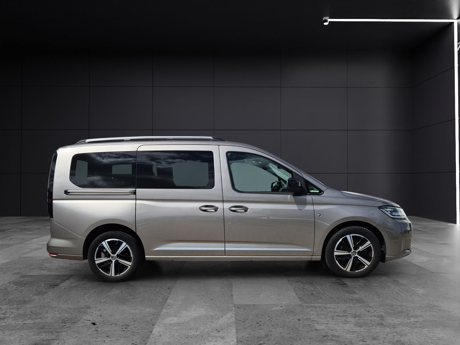 Fahrzeugabbildung Volkswagen Caddy TDI Style Maxi DSG 7-Si LED AHK Navi AID A