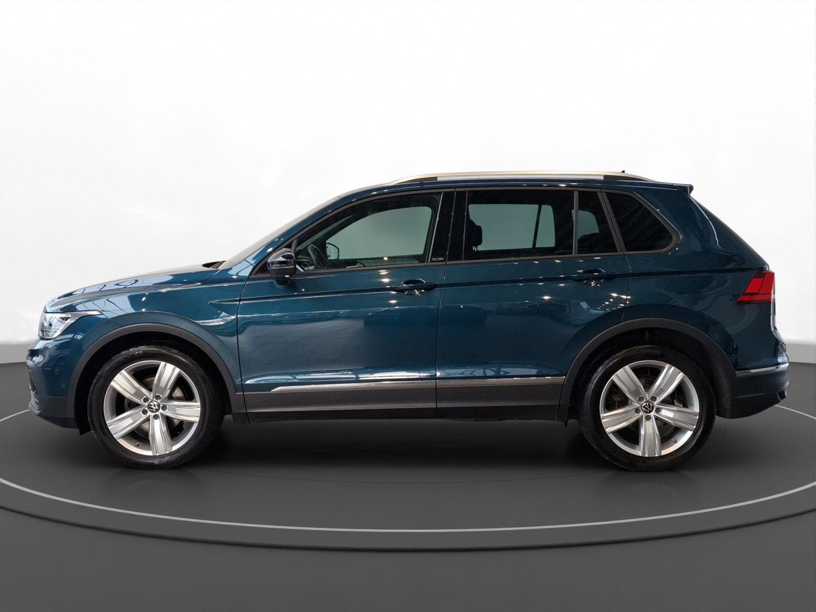 Volkswagen Tiguan 2.0 TDI DSG Life AHK*Navi*HUD*Kamera