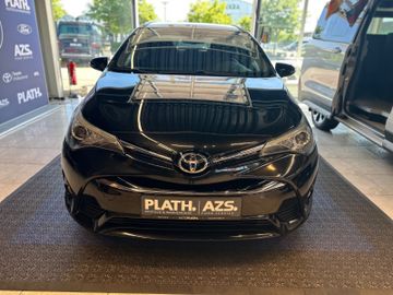 Toyota Avensis - 2