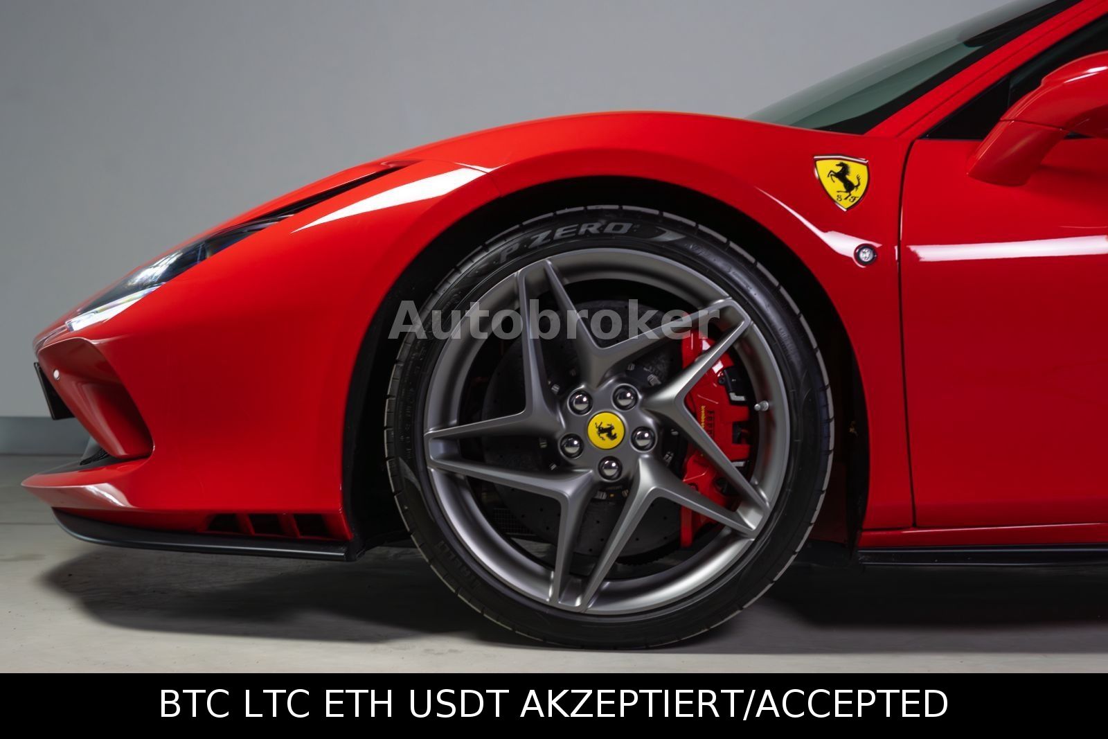 Ferrari F8 – pogled 8