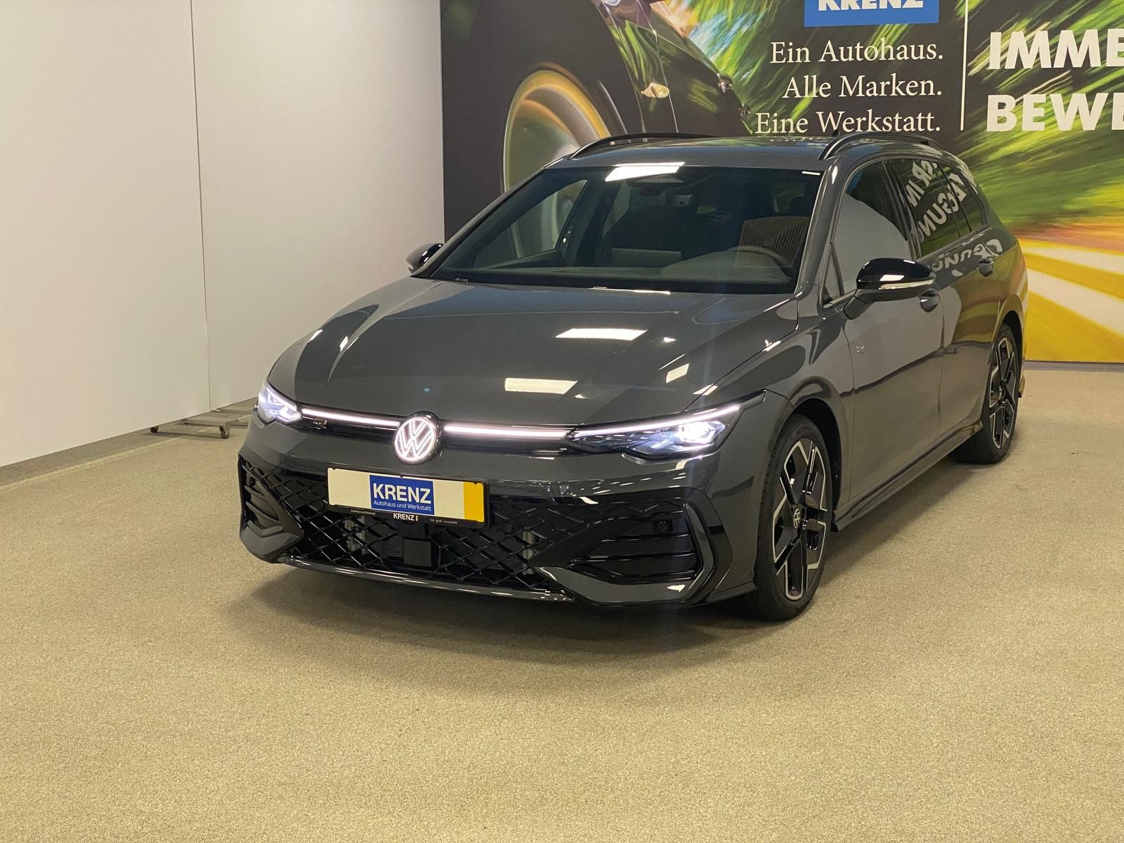 Fahrzeugabbildung Volkswagen Variant 2.0 TSI 4Mot R-Line BlackStyle+AHK+MATRI
