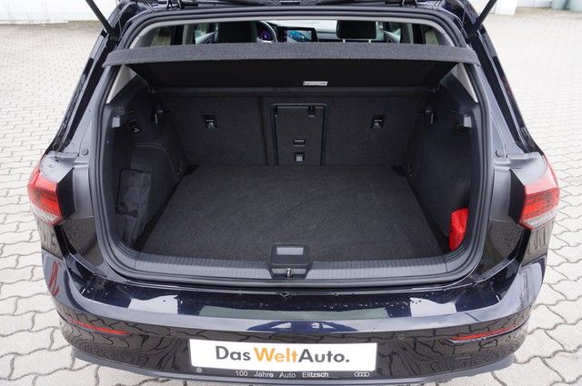 Fahrzeugabbildung Volkswagen Golf VIII TDI United DSG LED AHK Navi AID ACC RF