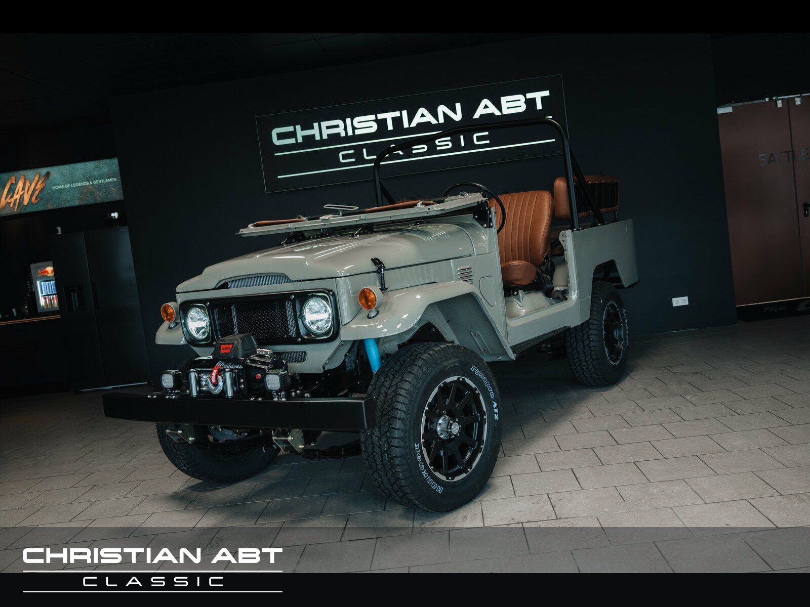 Fahrzeugabbildung Toyota FJ43 restauriert * Servo * H-Zulassung * 7-Sitze