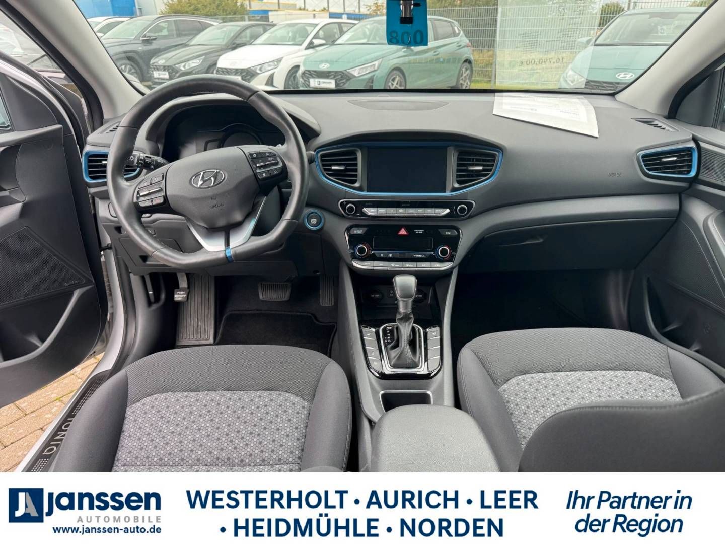 Fahrzeugabbildung Hyundai IONIQ Hybrid Trend