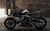BMW M 1000 R 2025 Competition - BMW C1