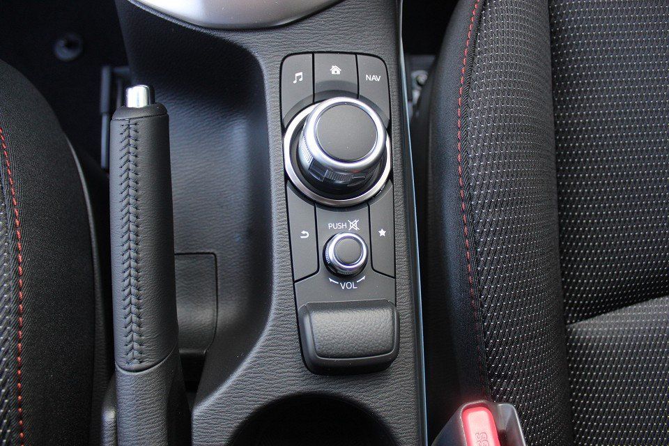 Fahrzeugabbildung Mazda 2 M-Hybrid Homura G-90 ACAA RFK SHZ TEMPOMAT BLU