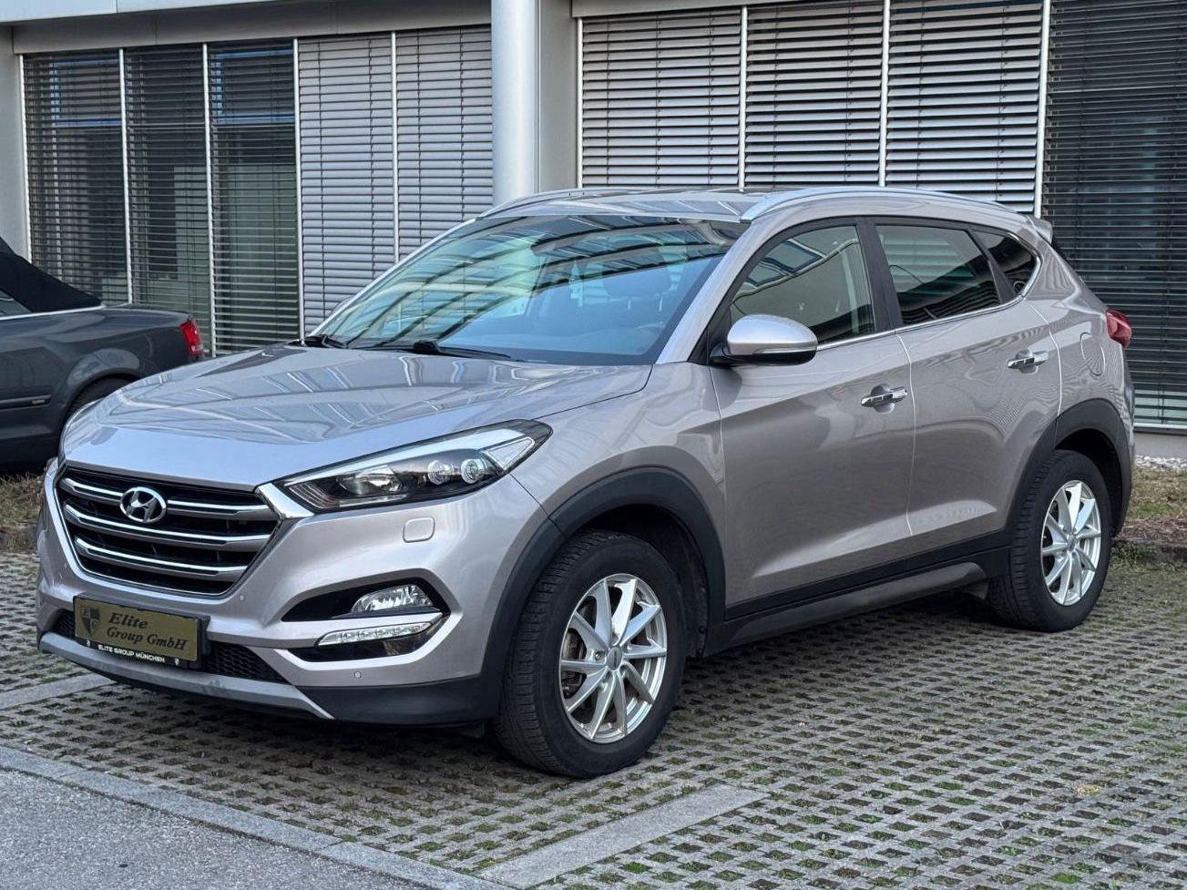 Hyundai Tucson blue Premium*Spurhalteassistent*4xSHZ