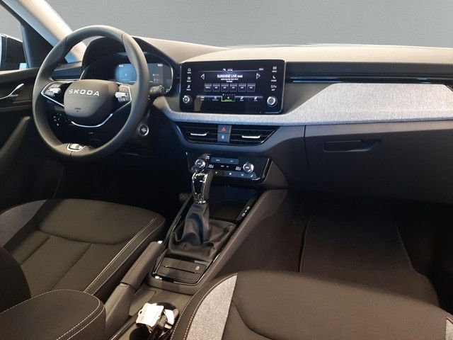 Fahrzeugabbildung Skoda Kamiq Selection 1.0TSI DSG SitzHz LenkHz LED