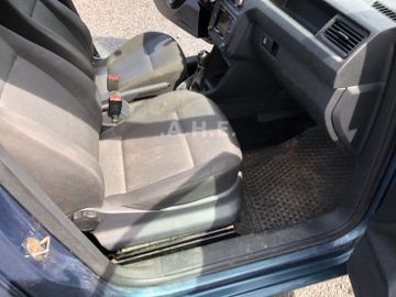 Volkswagen Caddy - 6