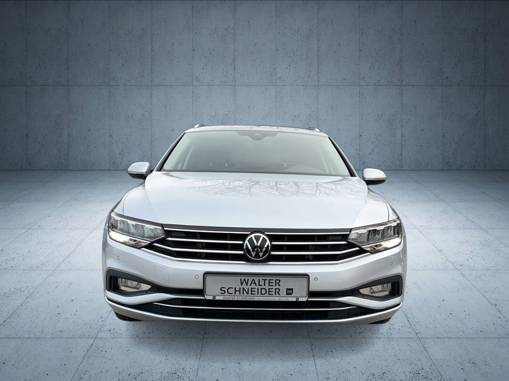 Volkswagen Passat Variant - Bild 10