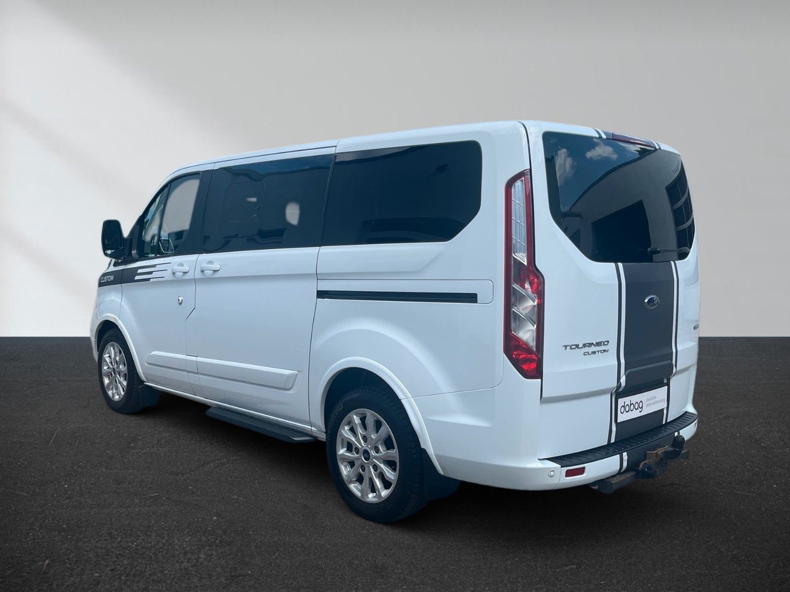 Ford Tourneo Custom 320 L1H1 VA MH Titanium – Bild 5
