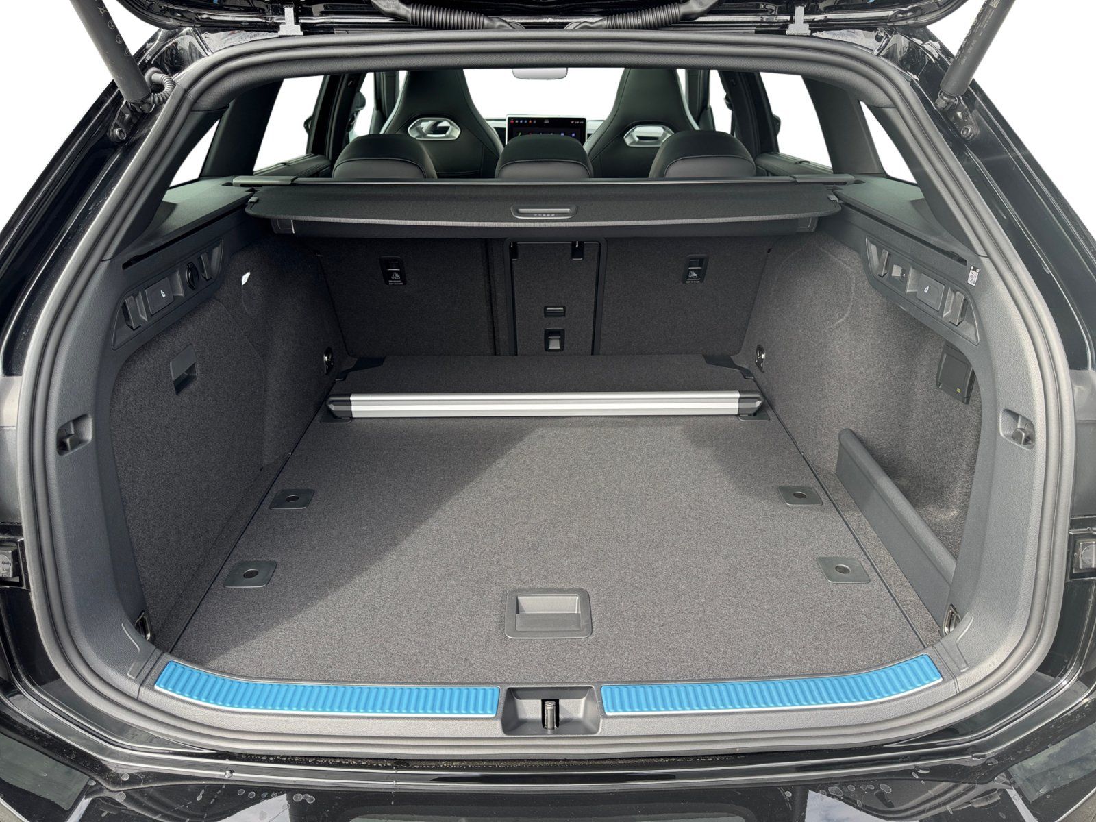 Volkswagen Passat Variant - Bild 7