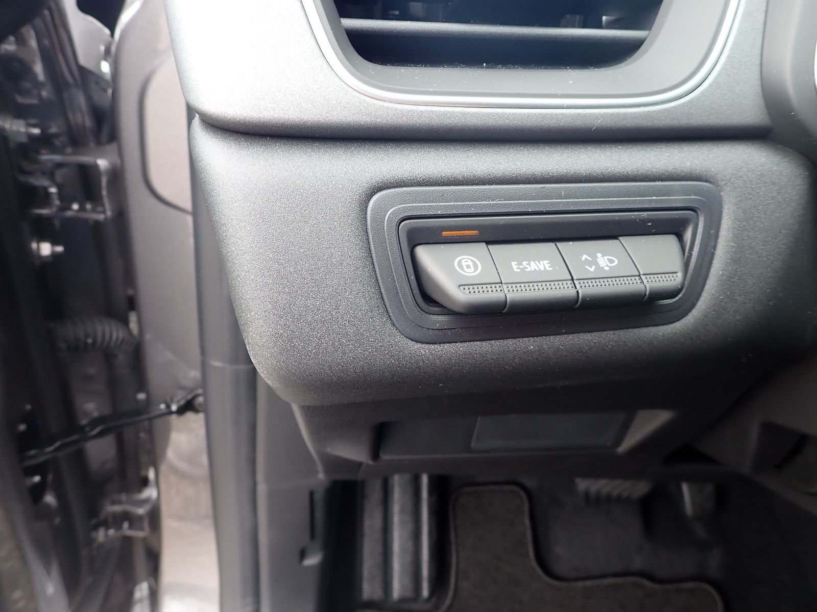 Fahrzeugabbildung Renault Captur Techno Full Hybrid E-Tech 160