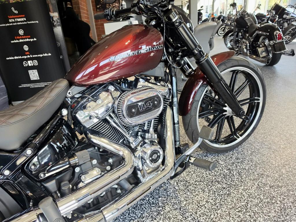 Harley-Davidson Breakout 114 