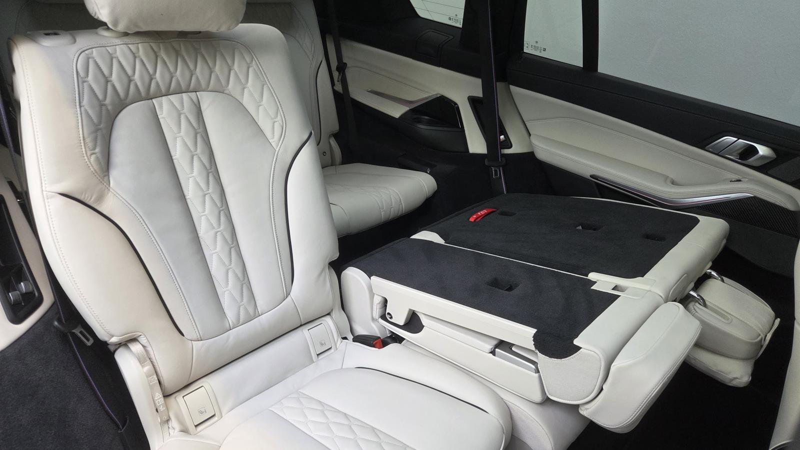 BMW X7 M60i Kristall Sky DrivePro AHK ACC Sitzlüft.