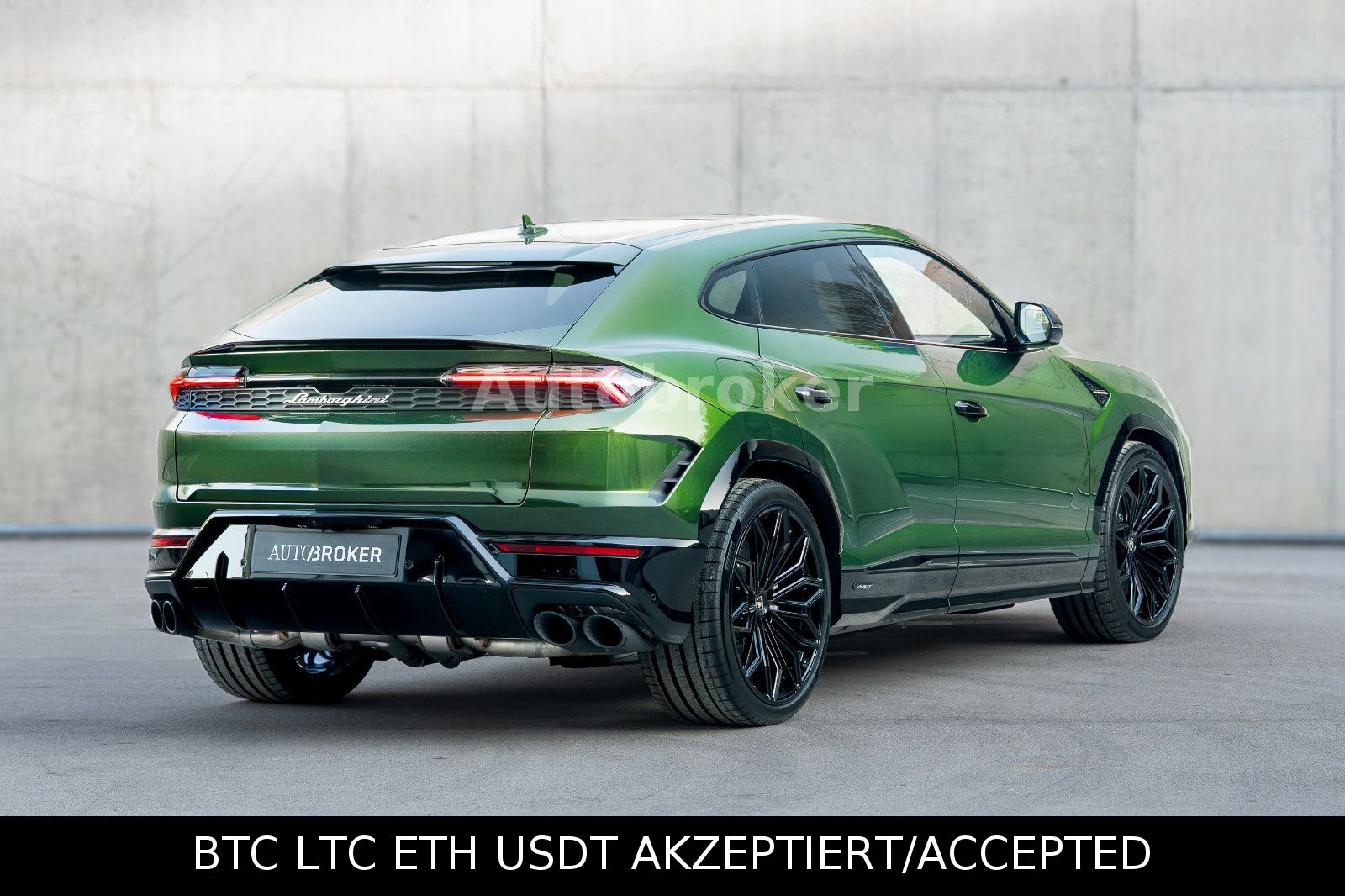 Lamborghini Urus buy