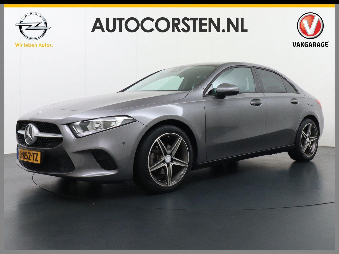 Mercedes-Benz A 180 AMG kamera Navi Virtual-Cockpit Ecc Tempom