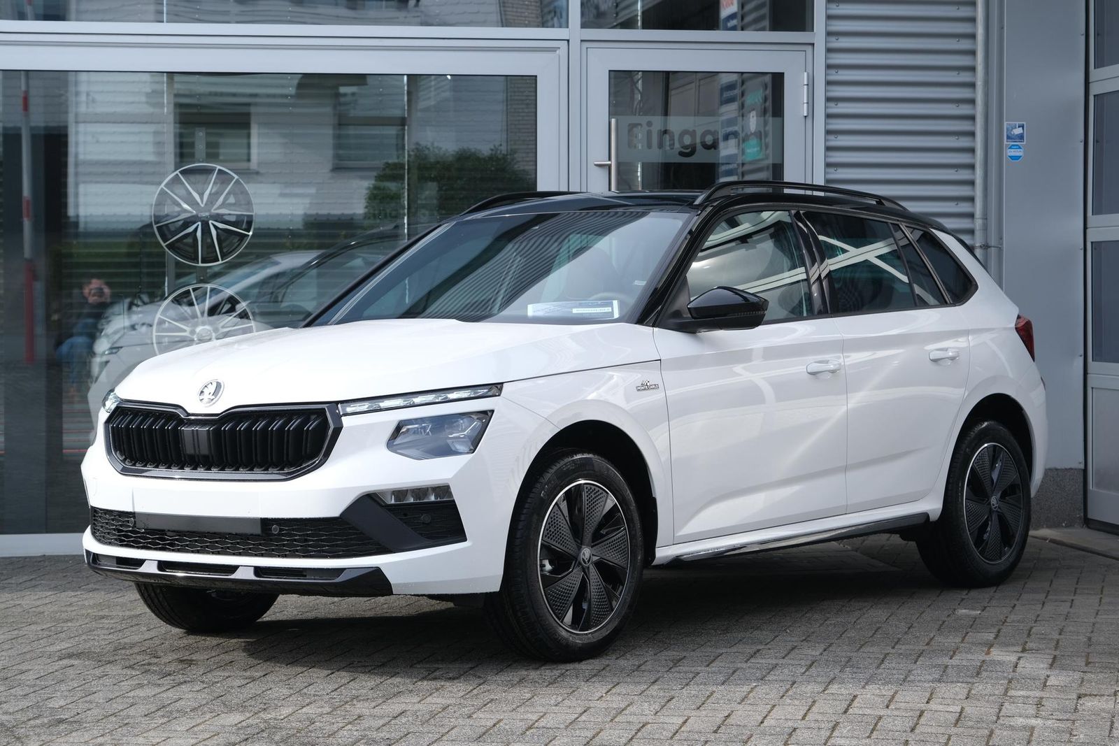 Skoda Kamiq Monte Carlo 1.0 TSI DSG AHK Matrix Pano...