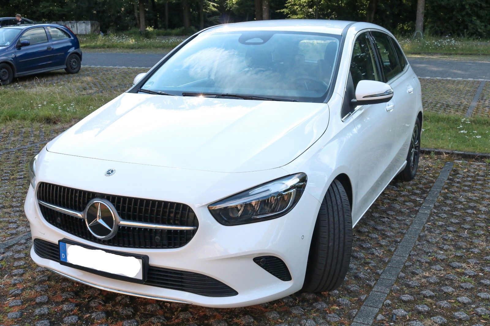 MERCEDES-BENZ B 180 DCT - Progressive