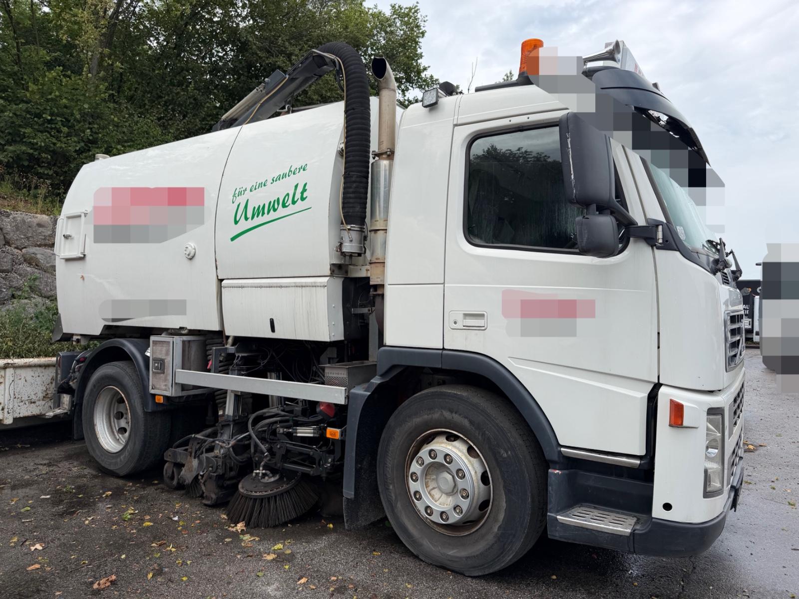 Volvo FM 9 4X2 KEHRMASCHINE