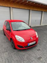 Renault Twingo Expression 1.2 16V Quickshift eco2 56... - Renault Twingo Gebrauchtwagen in Kassel