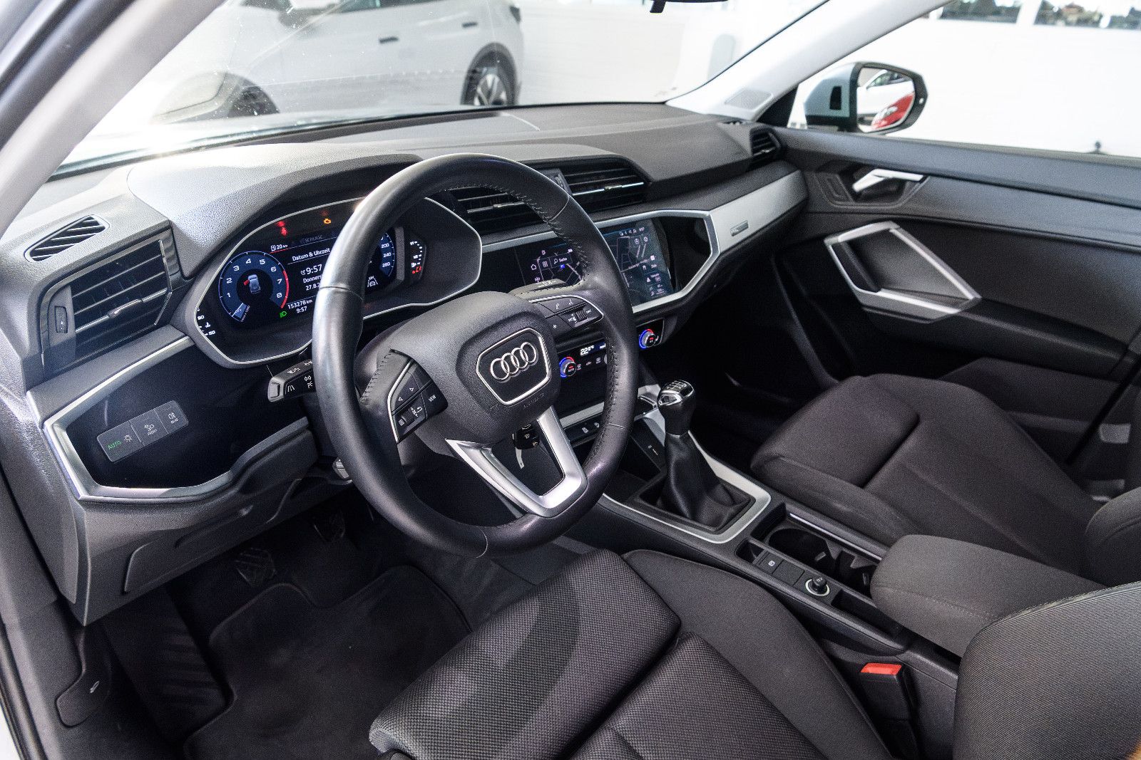 Fahrzeugabbildung Audi Q3 35 TFSI advanced