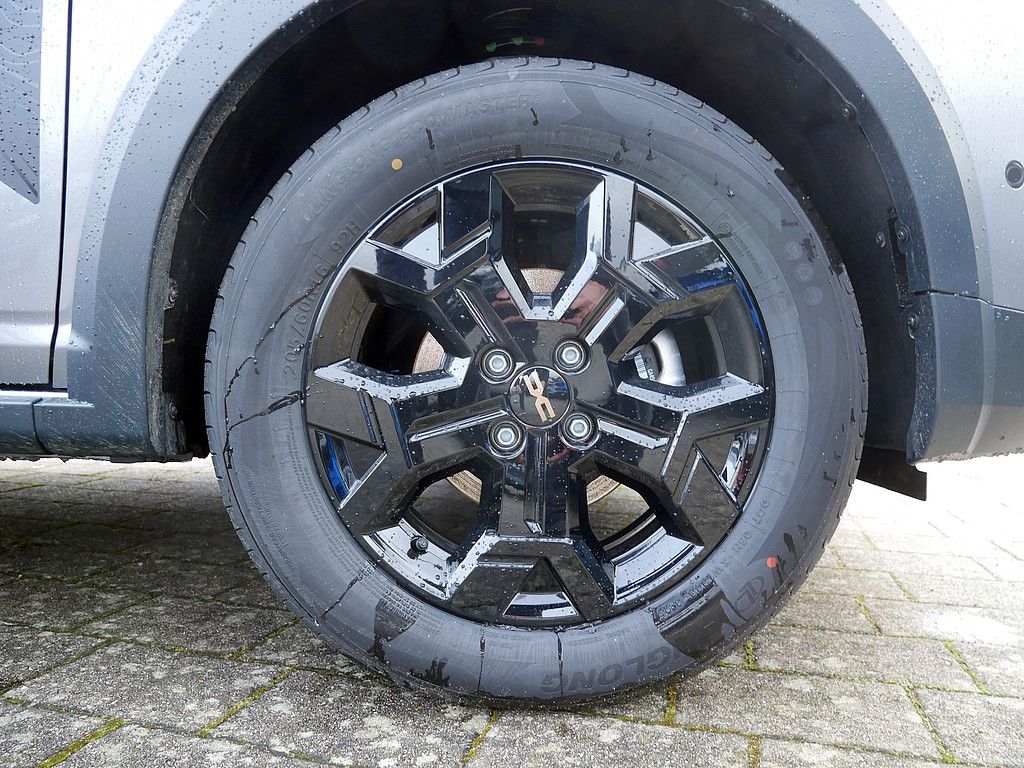 Fahrzeugabbildung Dacia Sandero Stepway Extreme TCe 110 FACELIFT 2026!!!