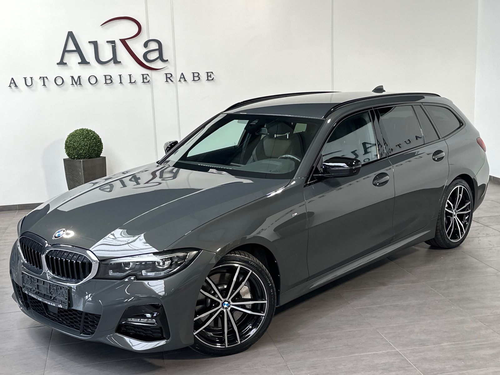 BMW 330 d Touring M-Sport NAV+LED+AHK+ACC+HIFI+19ZO imagem 2