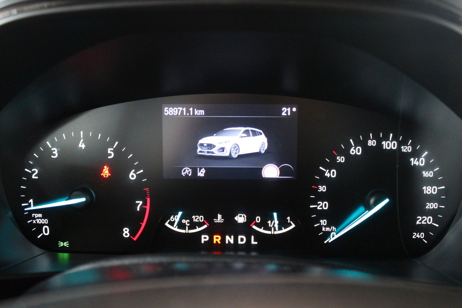 Fahrzeugabbildung Ford Focus ST-Line Aut. LED ACC BLIS WinterPaket uvm.