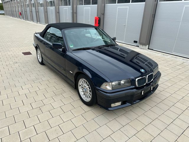 BMW E36 320i M-Paket ab Werk / Original Zustan...