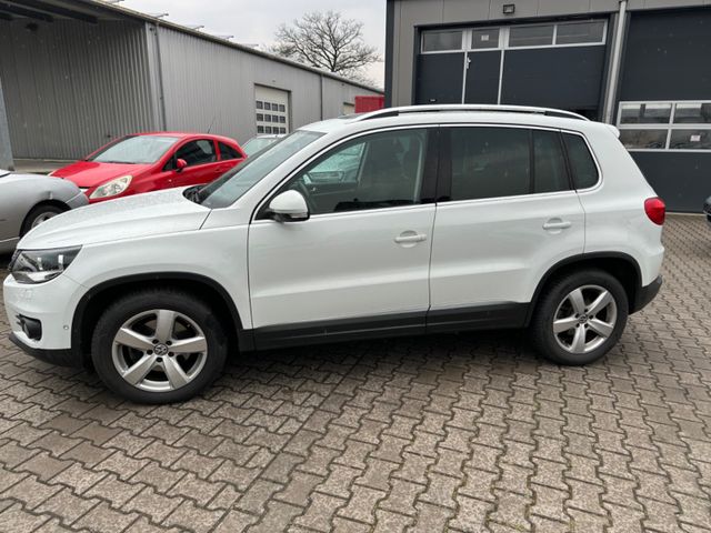 Volkswagen Tiguan Sport & Style BMT Pano Navi AHK Top