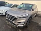 Hyundai TUCSON 1.6i 4WD AUT. ~MOTORPROBLEM~ - Hyundai: Unfallwagen