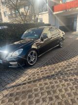Mercedes-Benz Mercedes E63 AMG  6,208 Liter Motor auch t... - gebrauchte Mercedes-Benz E 63 AMG aus dem Jahr 2010
