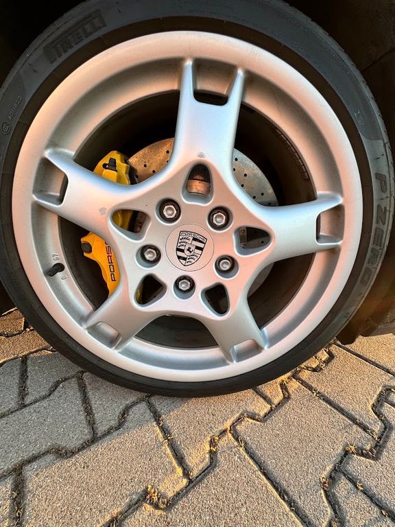 PORSCHE 997 2004