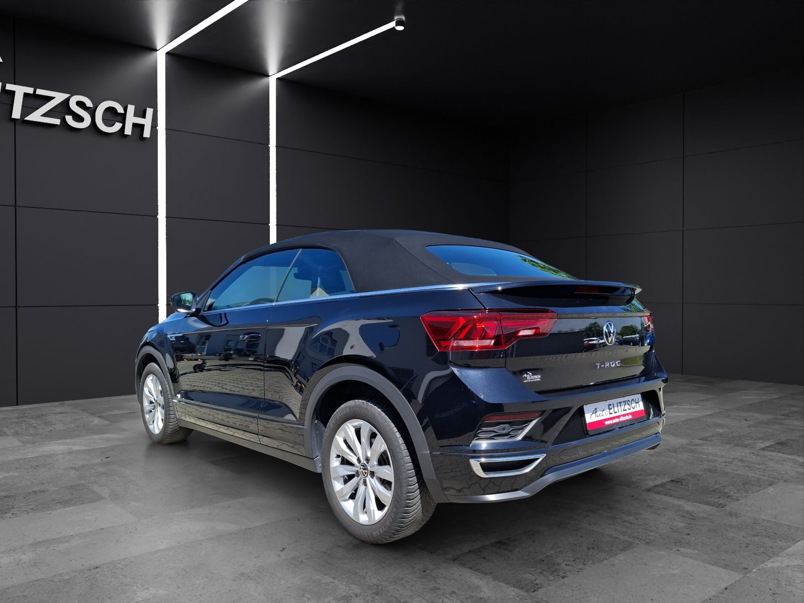 Fahrzeugabbildung Volkswagen T-Roc Cabriolet TSI R-line DSG LED AID ACC PDC S
