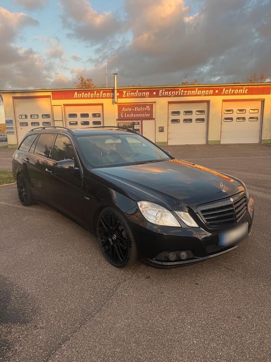 Mercedes-Benz E 200
