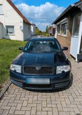 Skoda skoda Superb 2.8 V6 -ehemaliges Polizeifah... - gebrauchte Skoda Superb aus dem Jahr 2003